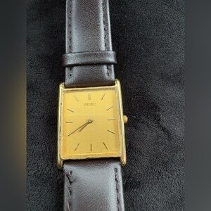 Seiko classic Gold Square Watch